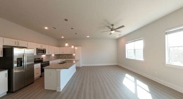 3-bedroom rental at 330 E Carson Unit 2202 in San Antonio TX