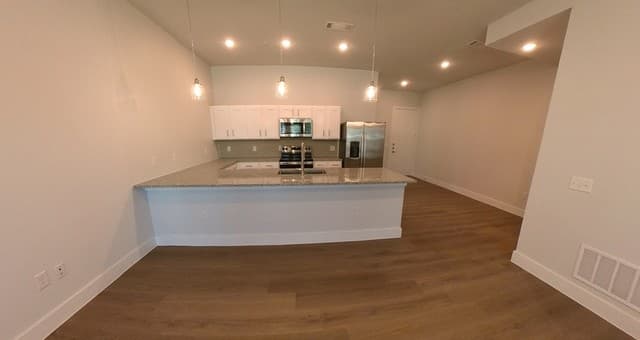 2-bedroom rental at 330 E Carson Unit 3102 in San Antonio TX