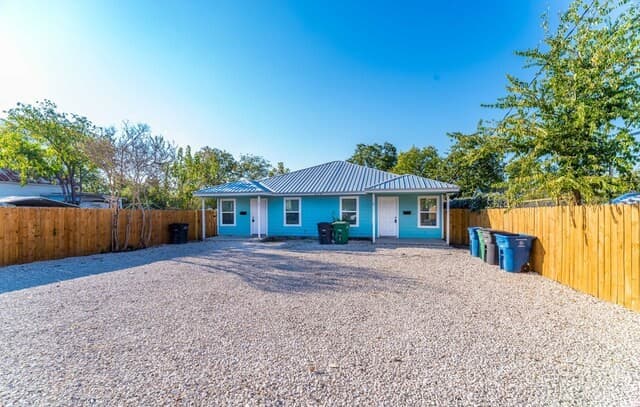 3-bedroom rental at 610 Virginia Blvd Unit 2 in San Antonio TX