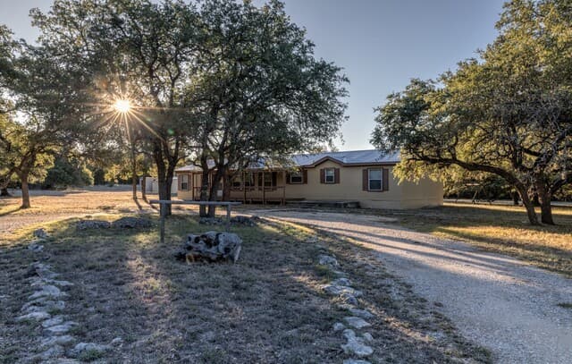 3-bedroom rental at 950 Rebecca Springs in Spring Branch TX