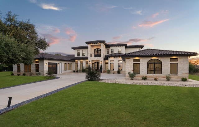 5-bedroom home for sale at 1178 Mystic Pkwy in Spring Branch TX