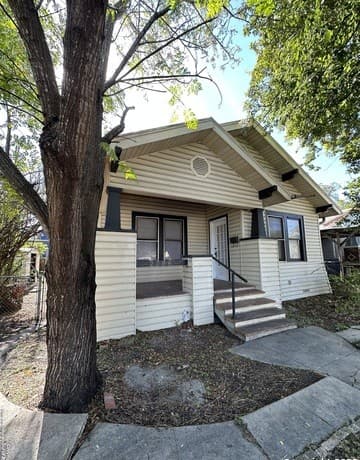 4-bedroom rental at 2246 E Houston St in San Antonio TX
