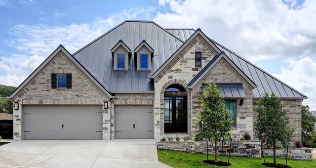 4-bedroom home for sale at 83 Enia Circle in San Antonio TX