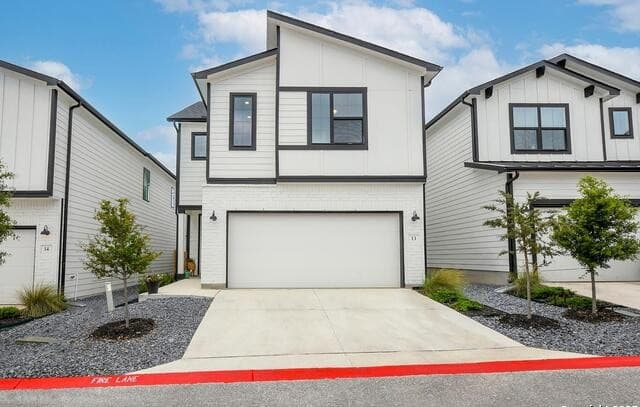 3-bedroom rental at 16011 Babcock Rd Unit 13 in San Antonio TX