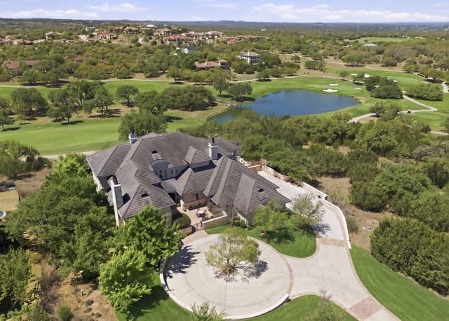 4-bedroom home for sale at 52 Oakland Hills in Boerne TX