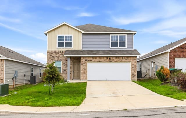 3-bedroom rental at 12507 Antilia in San Antonio TX