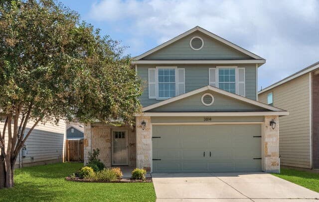 3-bedroom rental at 3814 Flyer Vis in San Antonio TX