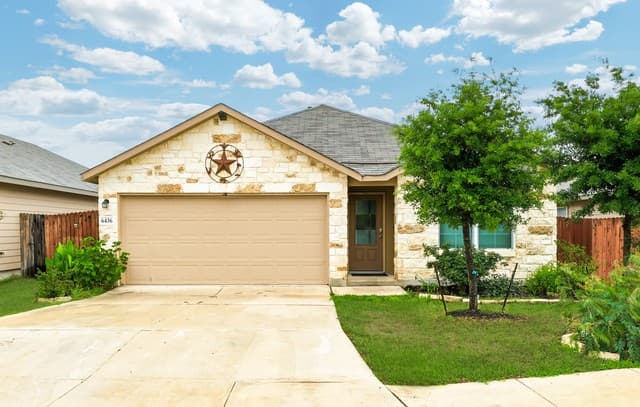 4-bedroom rental at 6436 Kingsley Edge in San Antonio TX