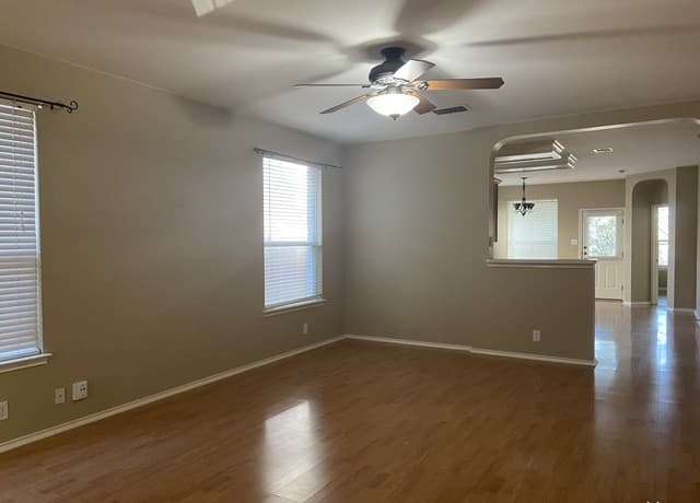 3-bedroom rental at 8642 Tioga Pass in Helotes TX