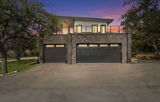 3-bedroom home for sale at 109 Pond View Ct in Spring Branch TX