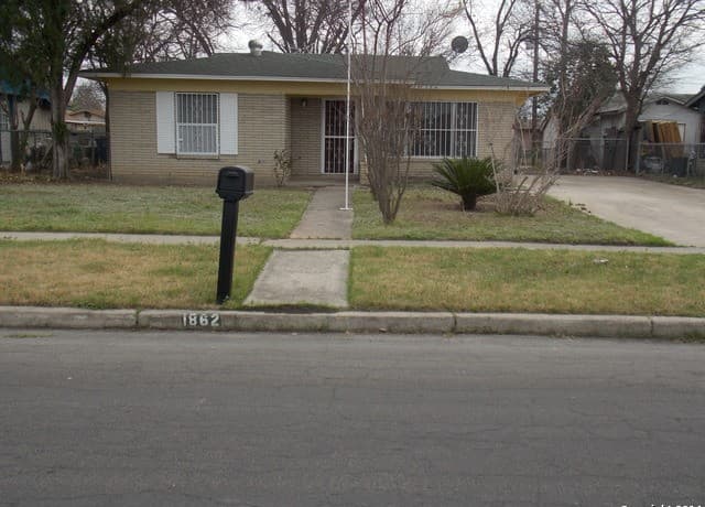 3-bedroom rental at 1862 Kendalia Ave in San Antonio TX