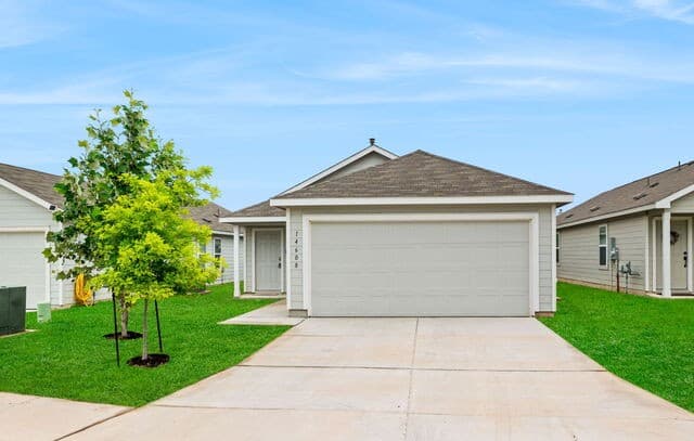 3-bedroom rental at 14608 Cregg Mill Dr in San Antonio TX