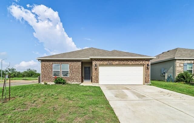 3-bedroom home for sale at 20045 Huckleberry St in Lytle TX