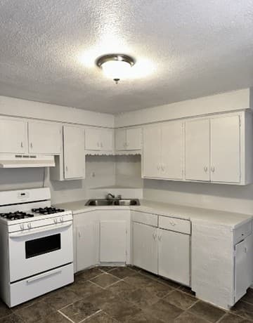 2-bedroom rental at 105 Morrill Ave Unit B in San Antonio TX