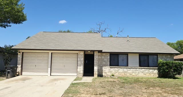 3-bedroom rental at 3043 Timber View in San Antonio TX