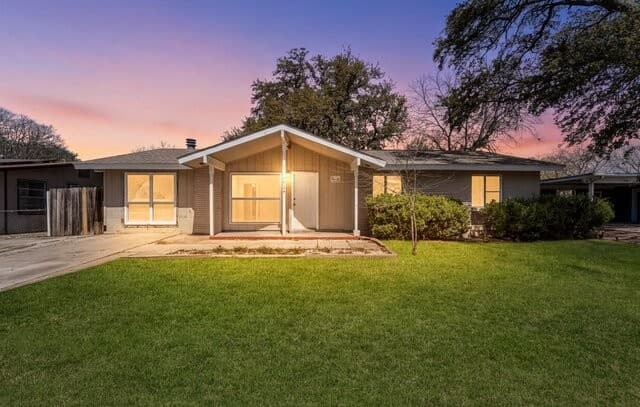 3-bedroom home for sale at 5035 Village Crest in San Antonio TX