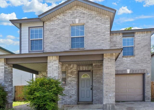 3-bedroom rental at 7 Kenrock Rdg in San Antonio TX