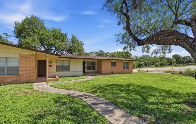 2-bedroom rental at 803 Oblate Dr in San Antonio TX