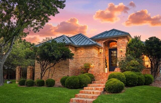 3-bedroom home for sale at 1 Somerset Arms in San Antonio TX
