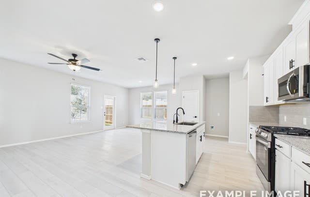 3-bedroom home for sale at 285 W Quill Dr Building 9 in San Antonio TX