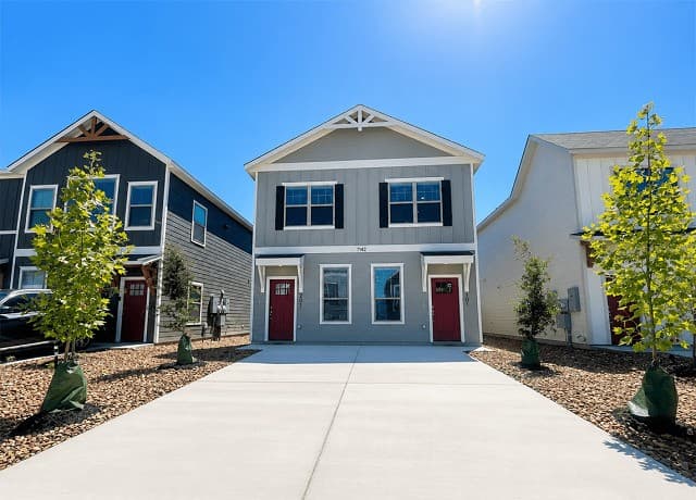 2-bedroom rental at 7142 Magnolia Crk Unit 101 in San Antonio TX