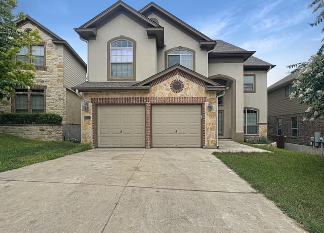 4-bedroom rental at 12023 Faithcrest in San Antonio TX