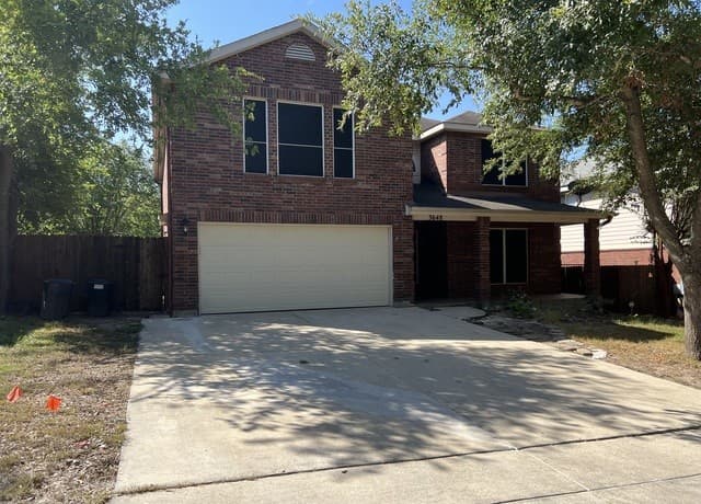 5-bedroom rental at 3648 Diamond Falls in Schertz TX
