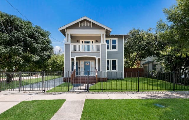 3-bedroom rental at 1116 Muncey Unit 2 in San Antonio TX