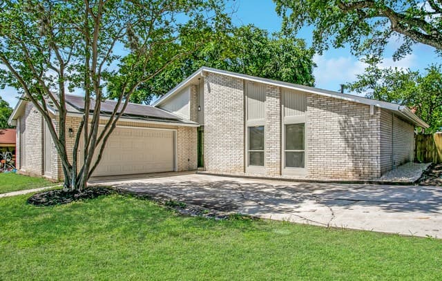 3-bedroom home for sale at 4479 Hay Market in San Antonio TX