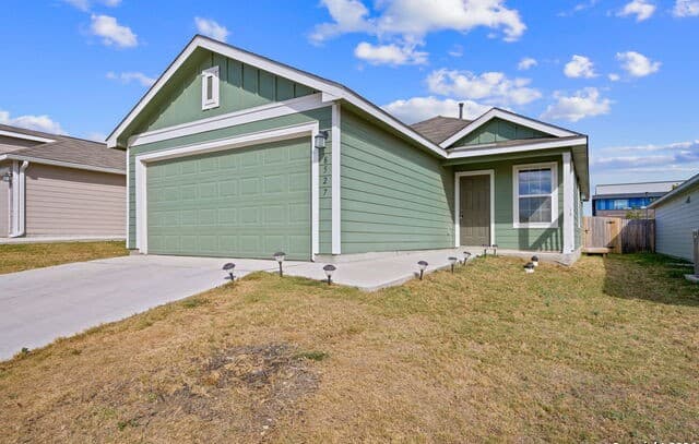 3-bedroom rental at 8527 Western Tanager in San Antonio TX