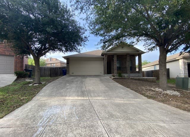 3-bedroom rental at 7811 Fort Allen in San Antonio TX