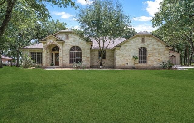 3-bedroom home for sale at 351 Rosewood Dr in La Vernia TX