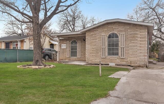 3-bedroom rental at 815 Patton Blvd in San Antonio TX