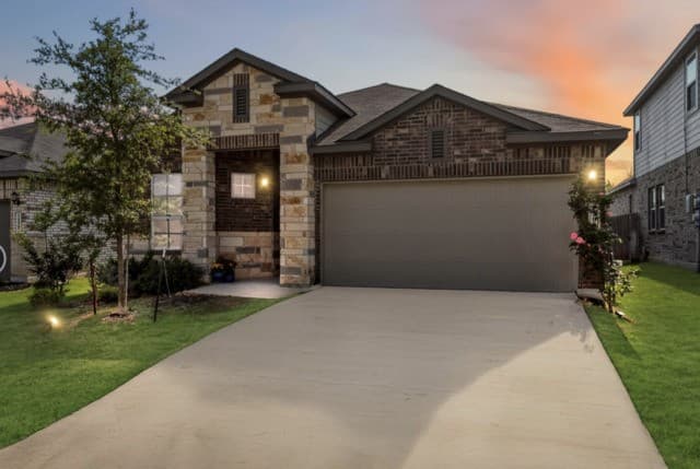 3-bedroom rental at 14907 Palmer Crk in San Antonio TX