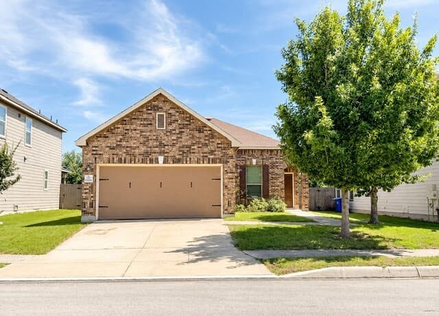 3-bedroom rental at 15322 Saber Pt in San Antonio TX