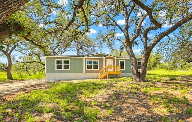 4-bedroom home for sale at 117 Gambel Trl in San Antonio TX
