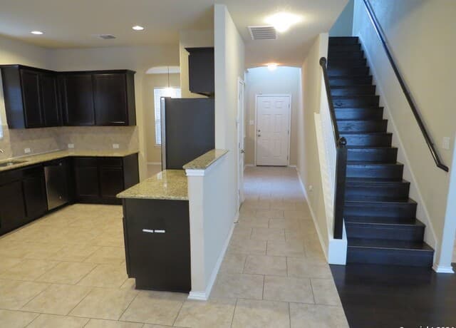 3-bedroom rental at 11622 Blossom Blf in Schertz TX