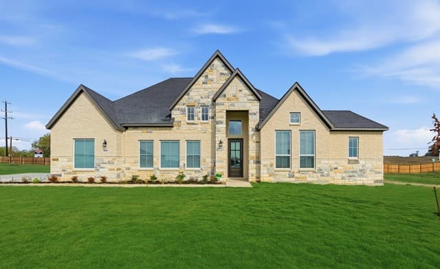 4-bedroom home for sale at 607 Lago Landing in San Antonio TX