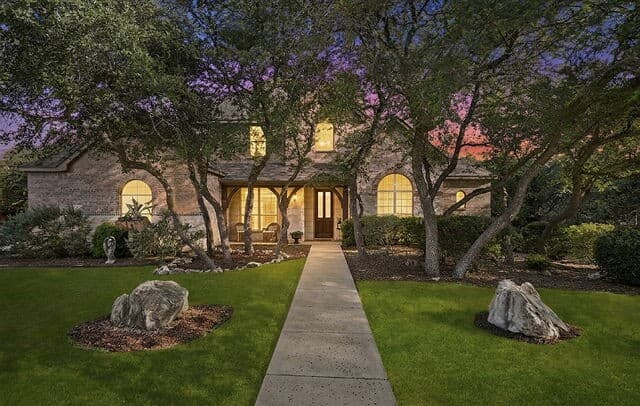 4-bedroom home for sale at 210 Bushbuck Path in San Antonio TX