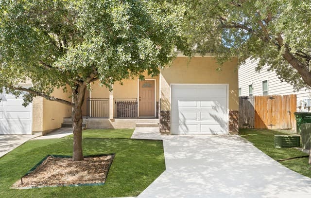 3-bedroom rental at 4915 Appleseed Ct in San Antonio TX