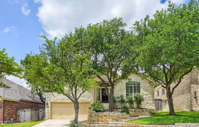4-bedroom home for sale at 18647 Rogers Glen in San Antonio TX