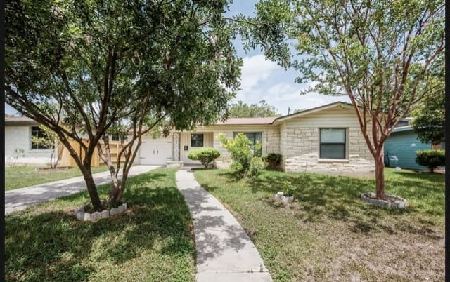 3-bedroom rental at 319 Mink in San Antonio TX