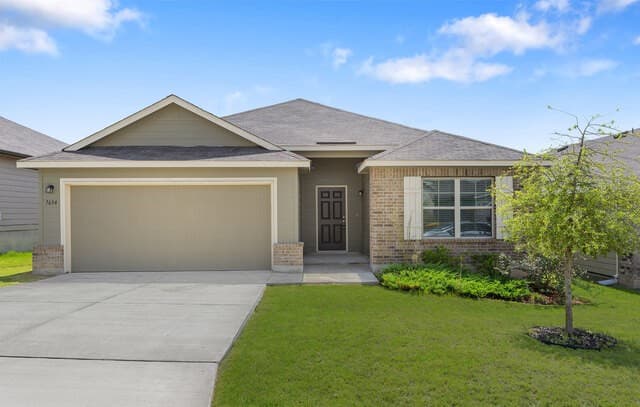 3-bedroom rental at 7654 Granger Cv in San Antonio TX