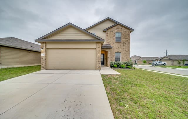5-bedroom home for sale at 332 Sulphur Spgs in Cibolo TX
