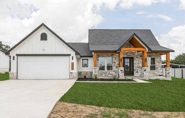 3-bedroom home for sale at 12911 Nuevo Arroyo Dr in Atascosa TX
