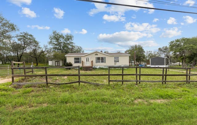 3-bedroom home for sale at 23203 Kendall Way in San Antonio TX