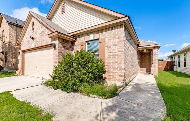 3-bedroom home for sale at 9110 Canter Horse in San Antonio TX