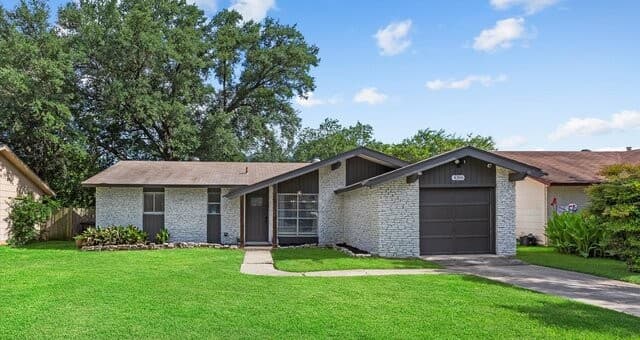 3-bedroom home for sale at 4306 Desert View Dr in San Antonio TX