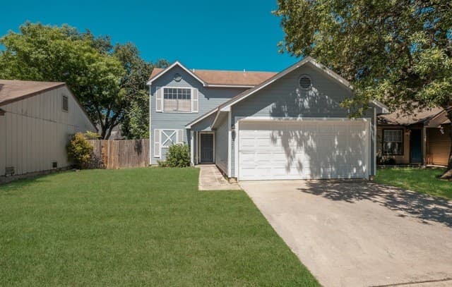 3-bedroom rental at 7539 Rimhurst in San Antonio TX