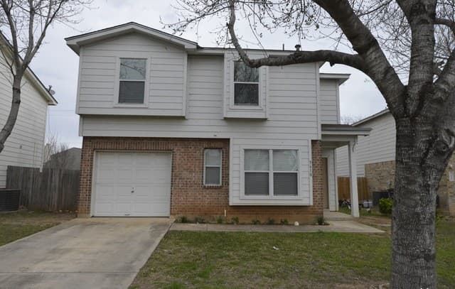 3-bedroom rental at 5610 Timber Hvn in San Antonio TX